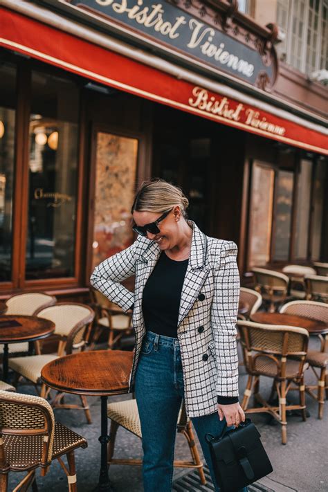 Tweed Blazer: 20 Outfit Ideas on How to Look Like Chic Parisian